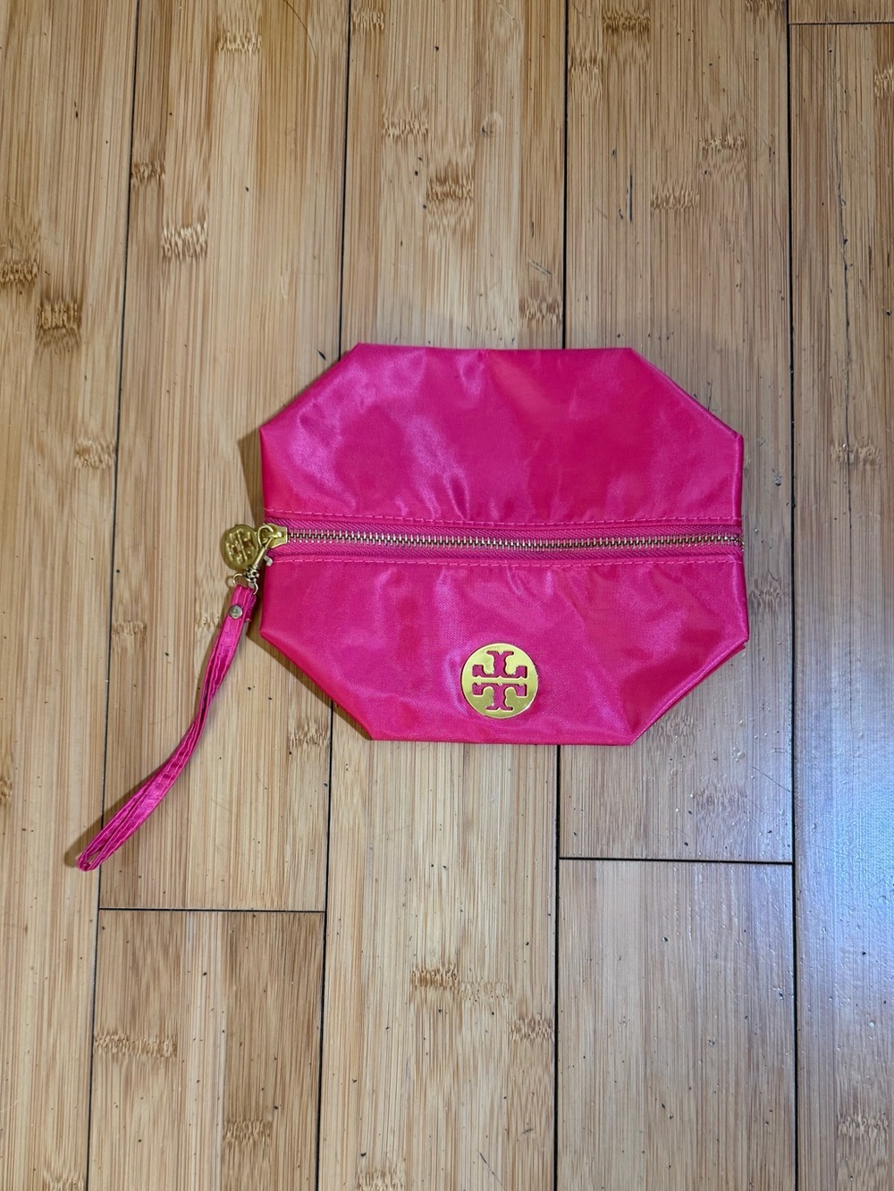Tory Burch Nylon Cosmetic Toiletry Jewelry Bag Pouch Hot Pink OS - Picture 2 of 11